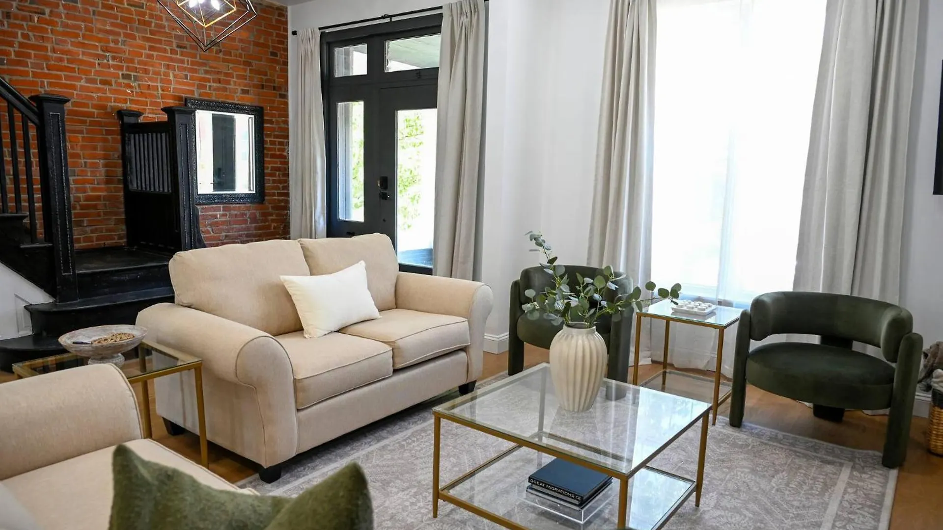 St. Louis Luxury Home 3Br/3.5Ba Near Everything 0*, Saint Louis
